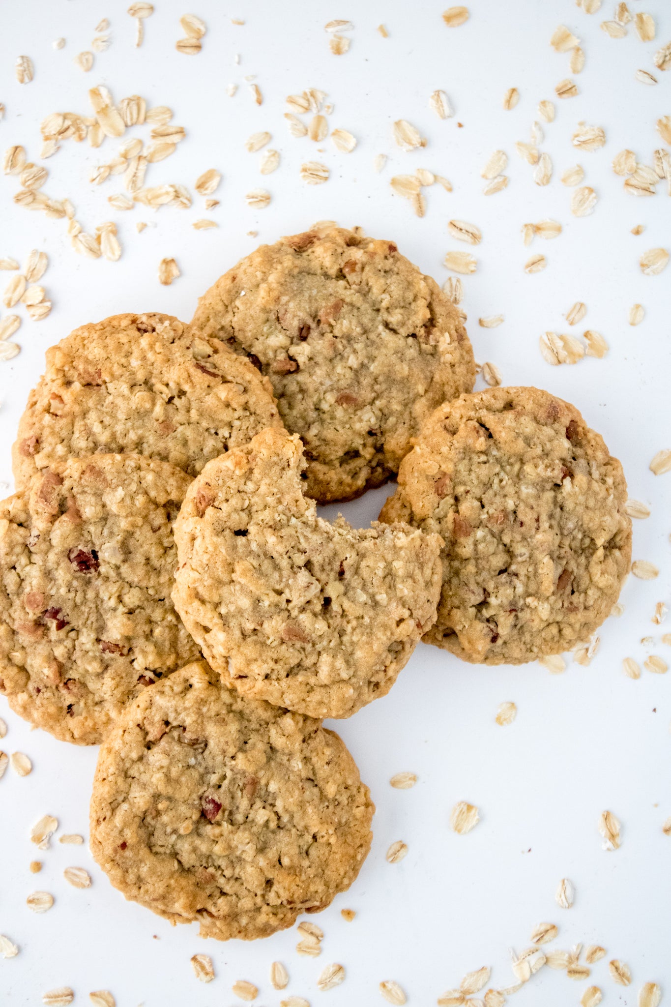 Traditional Oatmeal Cookie (2 dozen)